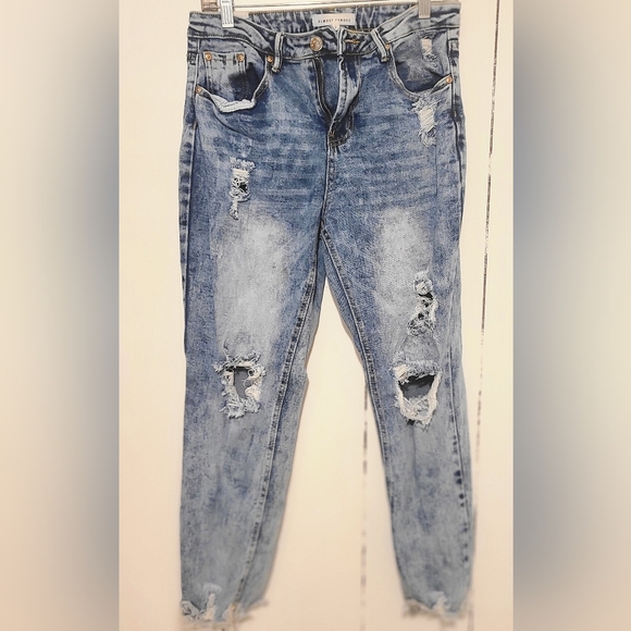 Almost Famous Blue High Rise Distressed Jeans - Picture 1 of 3